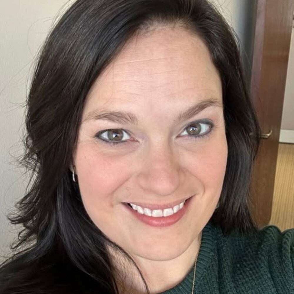 Meet your Posher, Niki
